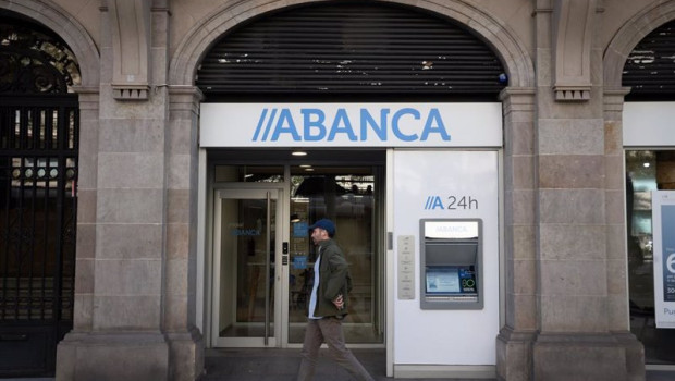 ep archivo fachada del banco abanca a 4 de octubre de 2024 en barcelona catalunya espana ep archivo fachada del banco abanca a 4 de octubre de 2024 en barcelona catalunya espana