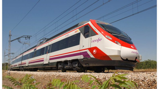 ep archivo   un tren de cercanias de madrid