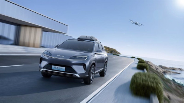 ep byd cierra con caidas su cotizacion en bolsa en la misma semana que presenta su nueva super