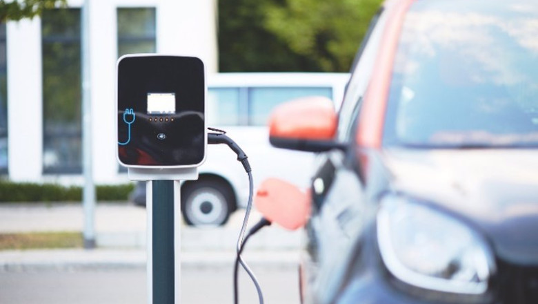 ep el coche electrico presenta una estructura y un funcionamiento diferentes a los vehiculos