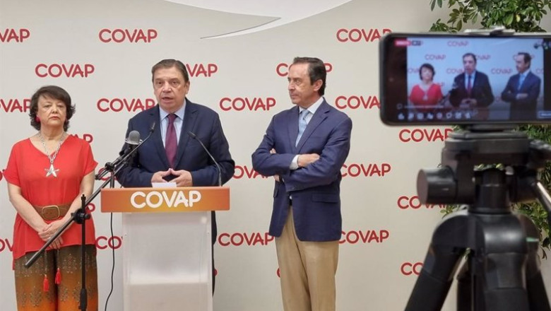 ep el ministro de agricultura pesca y alimentacion luis planas atiende a los medios en las
