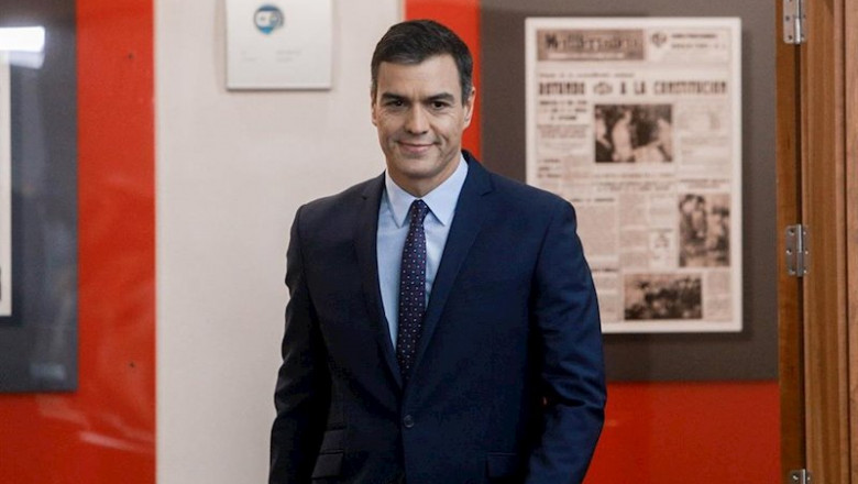 El presidente del Gobierno en funciones, Pedro Sánchez, se dirige a realizar una declaración institucional tras conocerse la sentencia del Tribunal Supremo (TS) sobre el proceso independentista catalán del 1-O, en el Complejo de la Moncloa, Madrid (España | Ricardo Rubio - Europa Press ep el presidente del gobierno en funciones pedro sanchez se dirige a realizar una declaracion