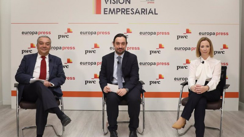 (I-D) El director general de DigitalES, Victor Calvo-Sotelo; el periodista de Europa Press (EP), José M. Rodríguez, y la socia responsable deTelecomunicaciones PwC España, Vanesa González, en un encuentro de la serie 'Visión Empresarial' de Pwc y EP | Marta Fernández Jara - Europa Press ep i d el director general de digitales victor calvo sotelo el periodista de europa press ep jose m