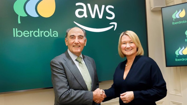 ep iberdrola amplia su alianza en renovables con amazon con nuevos ppa para 476 mw en espana y