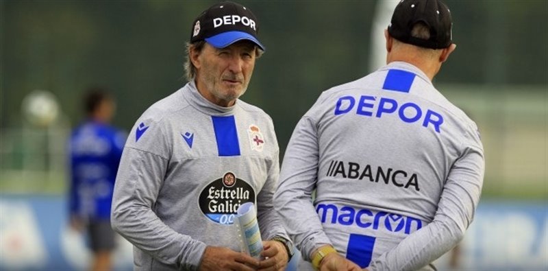 ep juan antonio anquela entrenador del rc deportivo