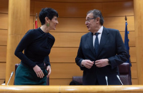 ep la ministra de inclusion seguridad social y migraciones elma saiz conversa con el presidente de