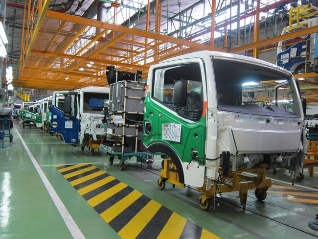 ep la plantanissan en avila inicia produccion camion nt500