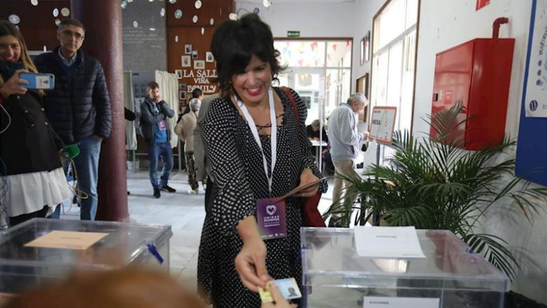 La presidenta de Adelante Andalucía y coordinadora de Podemos Andalucía, Teresa Rodríguez, ejerciendo su derecho al voto en Cádiz a 10 de noviembre de 2019 | Nacho Frade - Europa Press ep la presidenta de adelante andalucia y coordinadora de podemos andalucia teresa rodriguez
