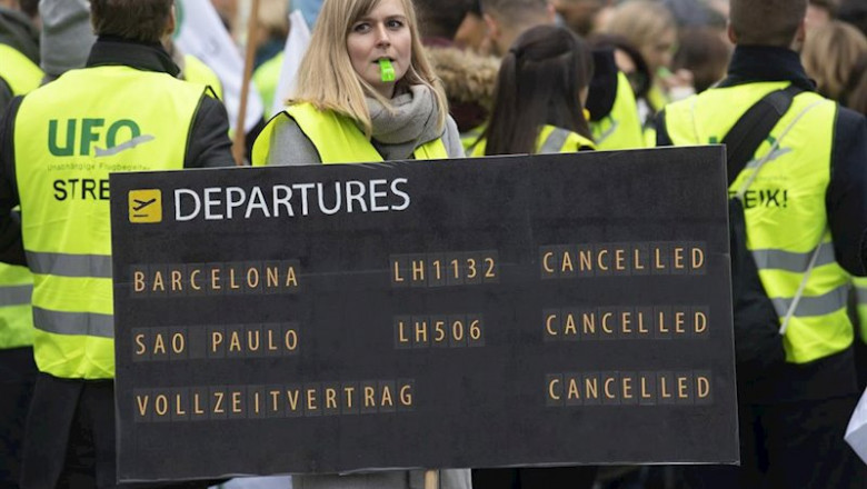La última huelga convocada por el sindicato UFO a principios del mes de noviembre provocó la cancelación de 1.300 vuelos. | Boris Roessler/dpa ep la ultima huelga convocada por el sindicato ufo a principios del mes de noviembre provoco la