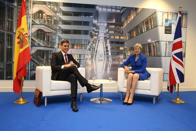 Pedro Sánchez y Theresa May | OTAN ep pedro sancheztheresa may