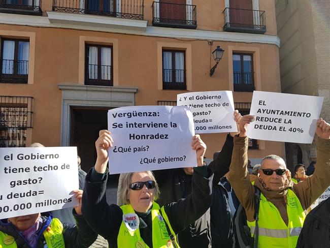Protesta contra Montoro | EUROPA PRESS ep protestamontoro