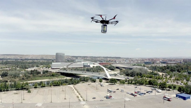 ep restalia testa la entrega de comida con drones en espana