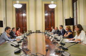 ep reunion del ministro de agricultura luis planas con representantes del sector de los