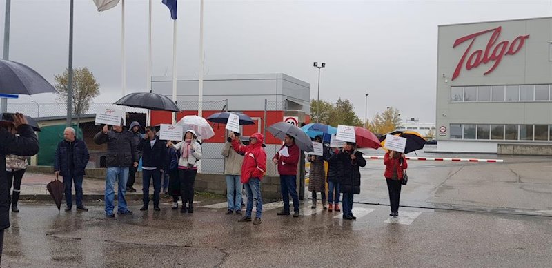 ep victimas del accidente de angrois a las puertas de talgo ep victimas del accidente de angrois a las puertas de talgo