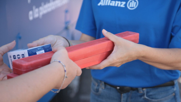 foto allianz baliza 