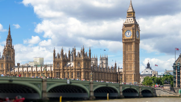Sharecast / Squirrel_photos via Pixabay dl westminster houses of parliament uk government politicians mp lords palace of westminster big ben pb