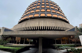 ep archivo   fachada y entrada al edificio del tribunal constitucional