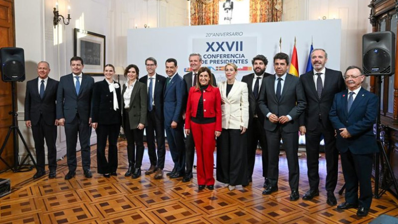 ep archivo   foto de familia de los presidentes de las comunidades autonomas gobernadas por el