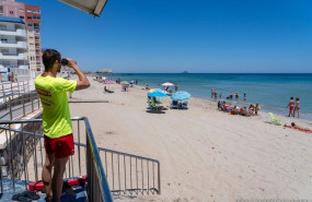 ep archivo   puesto de salvamento en una playa de la manga