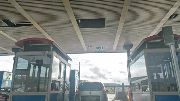 ep archivo   puestos de peaje en una autopista