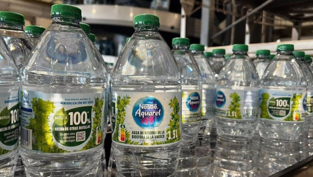 ep botellas de nestle aquarel fabricadas con plastico reciclado