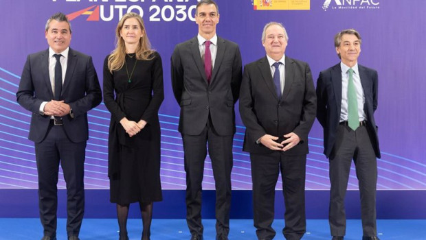 ep el gobierno y el sector del automovil presentan el plan auto 2030