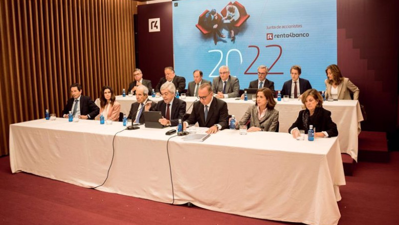 ep el presidente de renta 4 banco juan carlos ureta 4i y el secretario del consejo de la entidad ep el presidente de renta 4 banco juan carlos ureta 4i y el secretario del consejo de la entidad