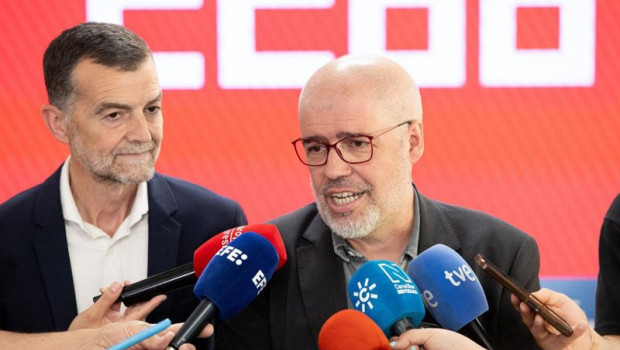 ep el secretario general de ccoo unai sordo d y el coordinador federal de iu antonio maillo i