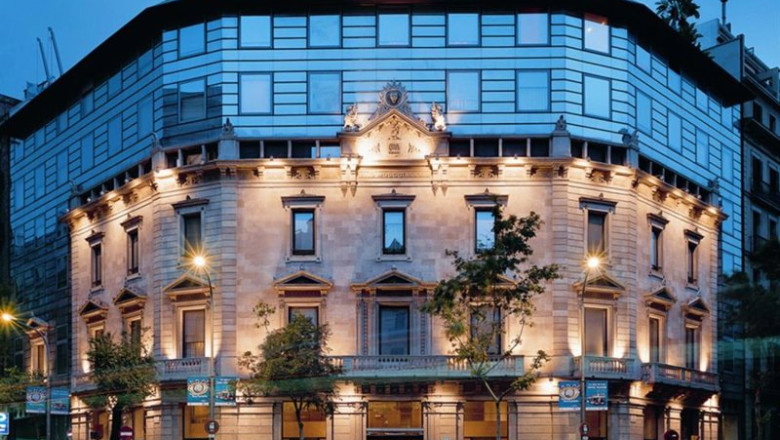 ep fachada del hotel claris de barcelona que forma parte de la cadena derby hotels collection