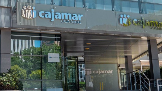 ep finanzas- sp situa el rating de cajamar en bb con perspectiva estable