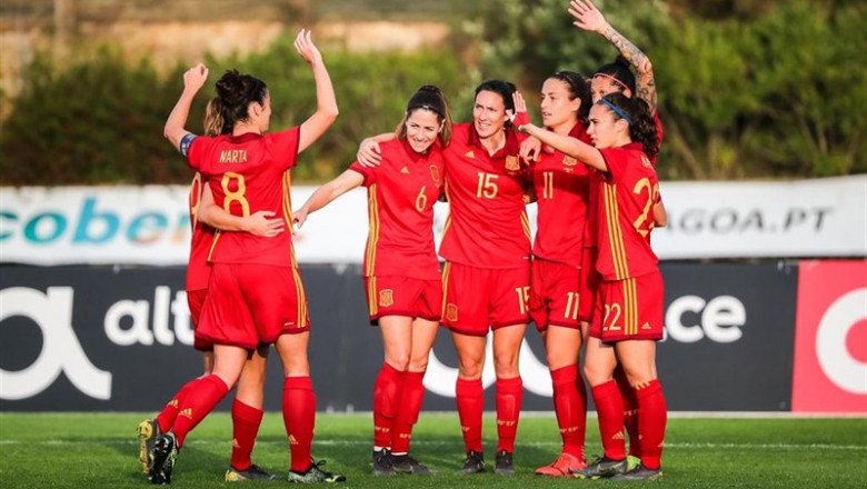 ep futbolselecccion- previa la seleccion buscafrancia alargargran saltofutbol femenino espanol