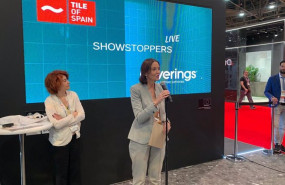 ep la ministra de industria reyes maroto en la feria coverings en eeuu