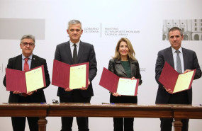 ep la ministra de transportes raquel sanchez firma acuerdos con diez comunidades autonomas para la ep la ministra de transportes raquel sanchez firma acuerdos con diez comunidades autonomas para la