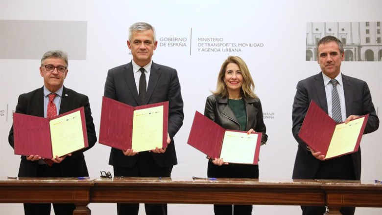 ep la ministra de transportes raquel sanchez firma acuerdos con diez comunidades autonomas para la ep la ministra de transportes raquel sanchez firma acuerdos con diez comunidades autonomas para la