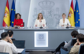 ep la vicepresidenta primera y ministra de hacienda maria jesus montero la ministra portavoz pilar