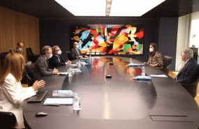 ep sm la reina ha presidido este 7 de abril una reunion de trabajo con los responsables de la