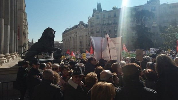 jubilados manifestacion congreso