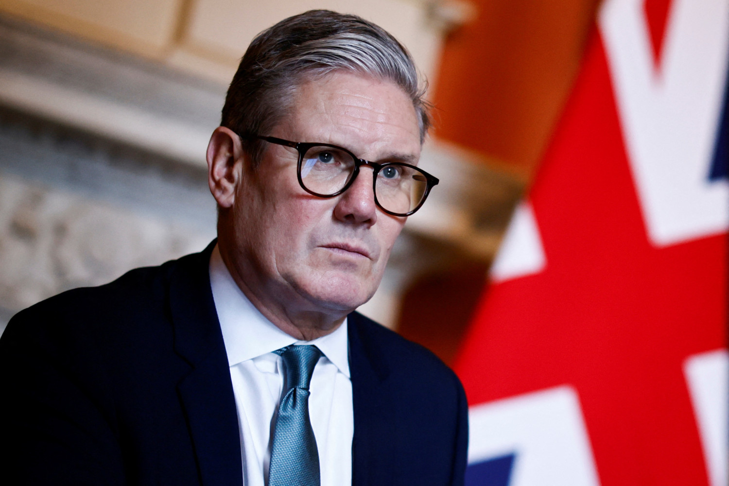 Starmer rechaza dimitir y promete «reconstruir una relación más fuerte con Europa»