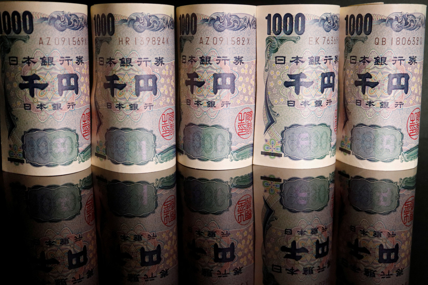 photo d illustration montrant des billets de banque en yen japonais 