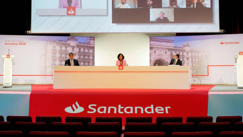 ana botín (presidenta banco sanander) y josé antonio álvarez (vicepresidente) junta general de accionistas ana botín (presidenta banco sanander) y josé antonio álvarez (vicepresidente) junta general de accionistas