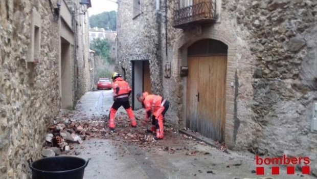 ep actuacionlos bomberscistella girona