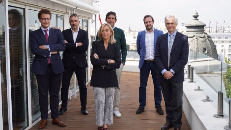 ep algunos de los miembros del equipo de asesores financieros certificados en esg