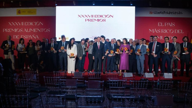 ep archivo   el ministro de agricultura pesca y alimentacion luis planas c preside el acto de la 37