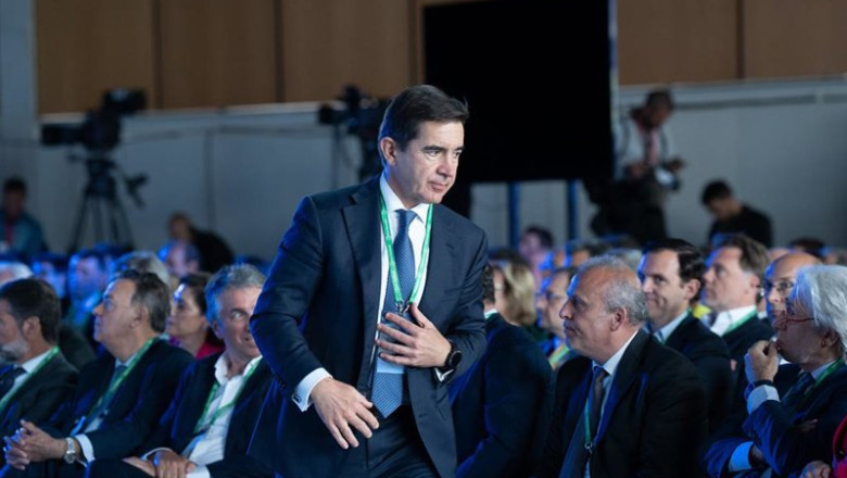 Archivo - El presidente del BBVA, Carlos Torres, durante a la 40 Reunió Cercle d'Economia, en el Palau de Congresos de Cataluña, a 6 de mayo de 2025, en Madrid (España). | David Zorrakino - Europa Press - Archivo ep archivo el presidente del bbva carlos torres durante a la 40 reunio cercle deconomia en el
