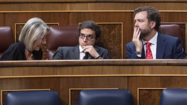 ep archivo   el secretario general de vox jose maria figaredo c y el portavoz del grupo