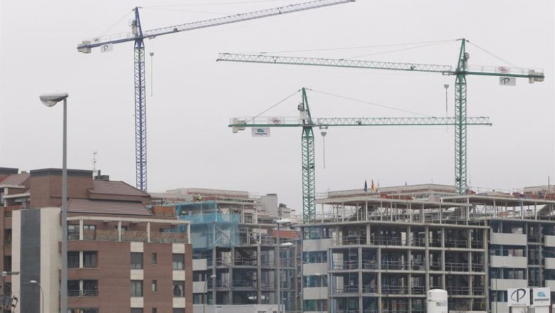 ep archivo el sector de la construccion recuerda la importancia de adaptar el trabajo ante las ep archivo el sector de la construccion recuerda la importancia de adaptar el trabajo ante las