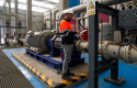 ep archivo un trabajador en una fabrica en sagunto valencia ep archivo un trabajador en una fabrica en sagunto valencia
