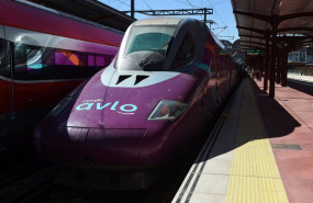 ep archivo   vista de un tren avlo durante la jornada en la que han salido los primeros trenes avlo