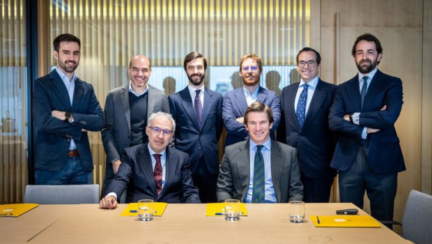 ep caixabank bbva y santander lideran la financiacion del capital riesgo en espana en 2025 segun dc