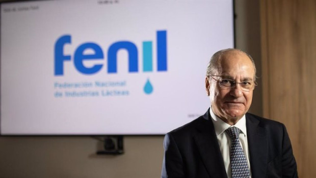 ep el director general de la federacion nacional de industrias lacteas fenil luis calabozo